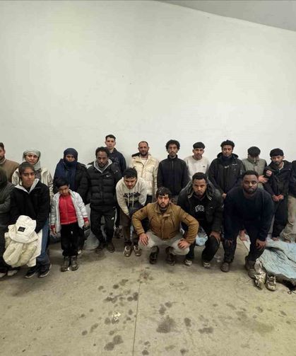 Edirne'de 21 düzensiz göçmen yakalandı