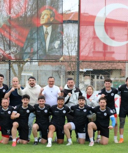 Körfez ragbide zirveyi bırakmadı