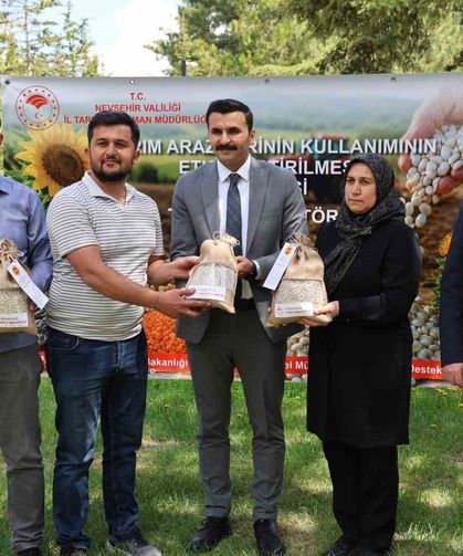 Nevşehir'de çiftçilere 22 ton tohumluk kuru fasulye dağıtıldı