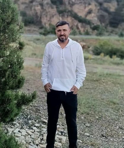 Yeni sevgili eski eşi bıçakla öldürdü