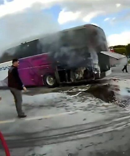 Yolcu otobüsünde çıkan yangın büyümeden söndürüldü