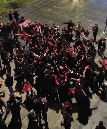 Çorum FK taraftarları yarı final galibiyetini coşkuyla kutladı