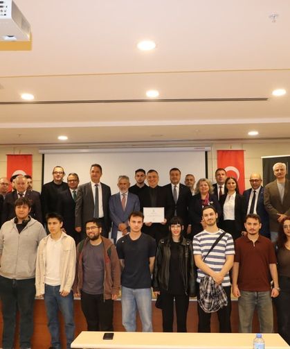 İzmir'de 15 Temmuz manşetleri bir kez daha atıldı