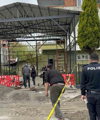 'Kazığımı niye aldın' kavgası: 1'i ağır 4 yaralı