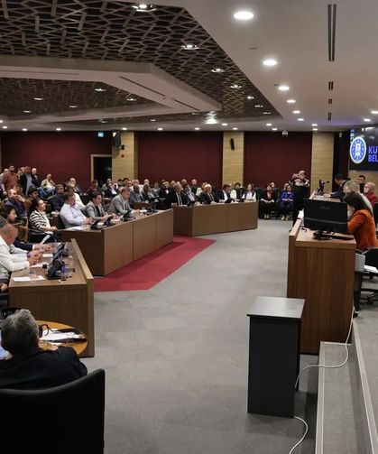 Kütahya Belediye Meclisi'nde 'Kesin Hesap Kararı' reddedildi