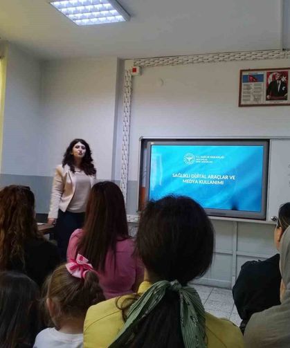 Muslu'da velilere yönelik 'Bağımlılıkla Mücadele ve İlk Yardım' semineri düzenlendi