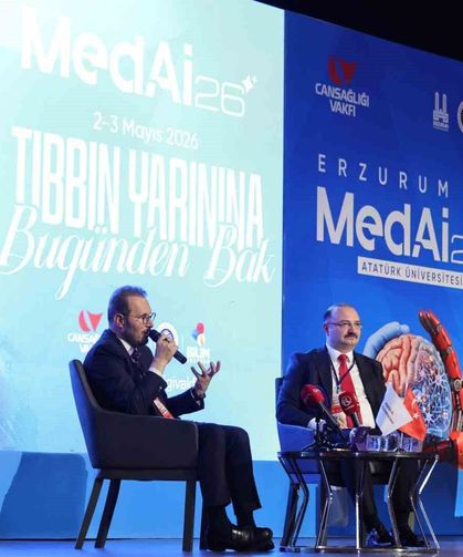 Sağlıkta yapay zekâ zirvesi: Tıbbın geleceği Atatürk Üniversitesinde masaya yatırıldı