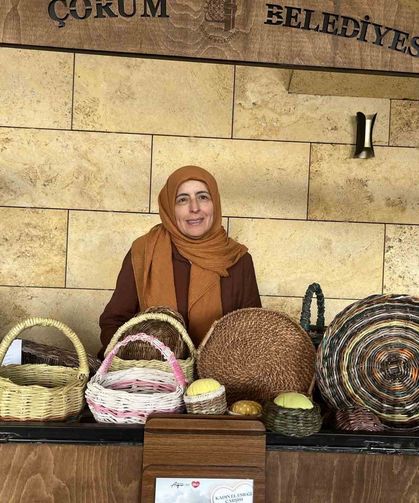 Çorum'da kadın girişimcilerin el emeği göz nuru ürünleri görücüye çıktı