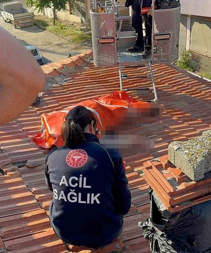 Tamir için çıktığı çatıda düşen vatandaş hayatını kaybetti