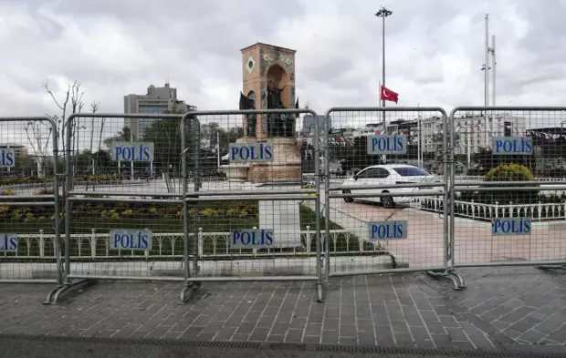 1 Mayıs Emek ve Dayanışma Günü'nde polis engeli