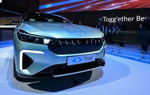 Togg’un yeni sedan modeli T10F tanıtıldı