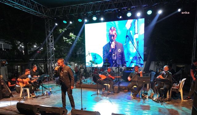 Hüseyin Turan, Silifke'de konser verdi