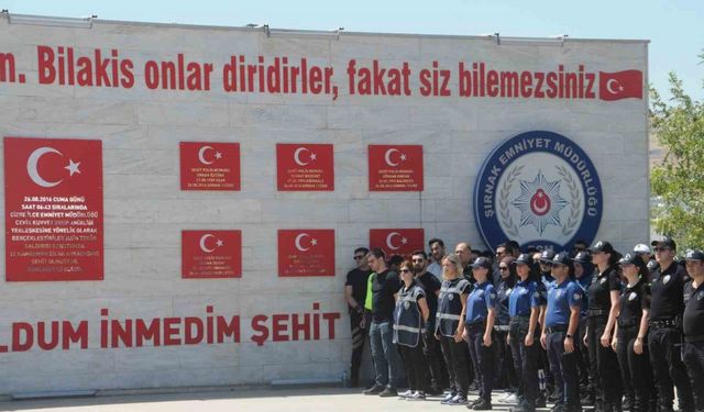 Cizre'de 12 şehit polis için anma