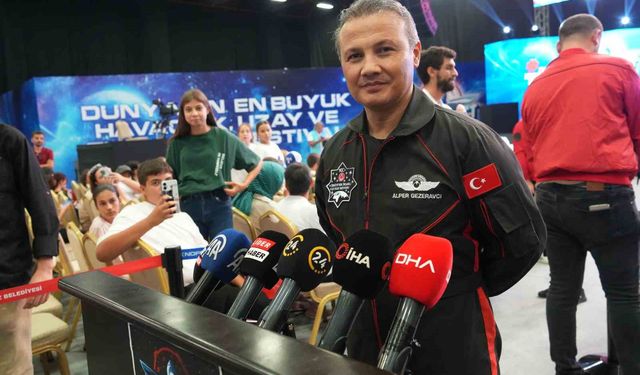 Uzaya çıkan ilk Türk Astronot Gezeravcı, Teknofest’e katıldı