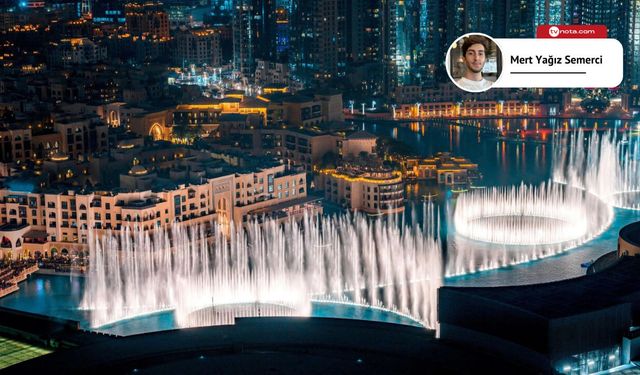 Dubai Fıskiyesi'ne turist akını