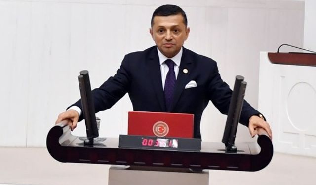 MHP’li Erbaş: Başınız halkın önünde saygı için eğilsin