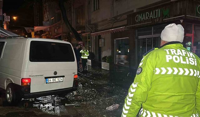 İki araç çarpıştı: 1’i ağır, 2 yaralı