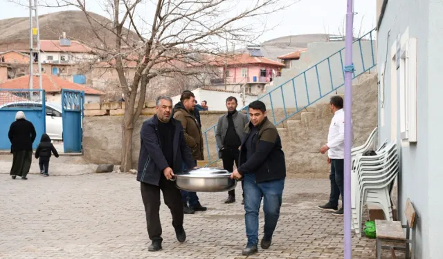 O köyde ramazan boyunca tek bir iftar sofrası kuruluyor