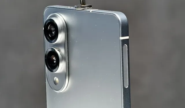 Samsung en ince modeli daha iyi bir ekranla geliyor