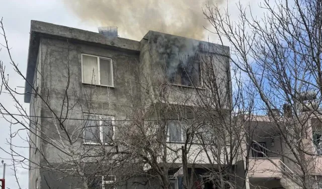 Balıkesir'de ev yangını: Can kaybı yaşanmadı