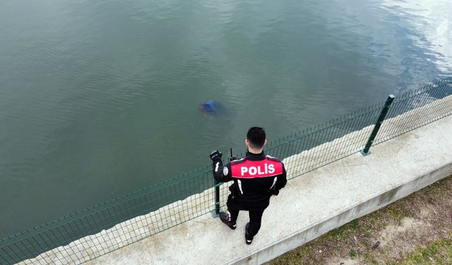 Edirne'de Meriç Nehri'nden ceset çıktı