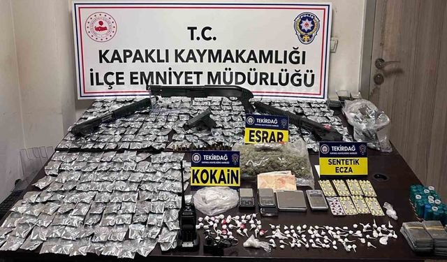 Narkotik ekipleri, zehir tacirlerine geçit vermedi