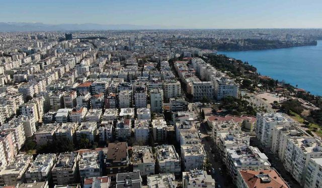 Antalya’da martta yabancılara 496 konut satışı yapıldı