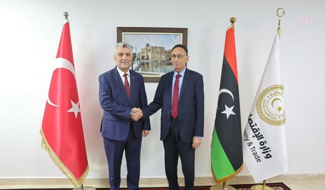 Ticaret Bakanı Bolat, Libya ziyaretinde Ekonomi ve Ticaret Bakanı El-Huveyc ile görüştü
