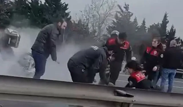 TEM otoyolunda zincirleme kaza: 4 polis memuru ve bir sürücü yaralandı