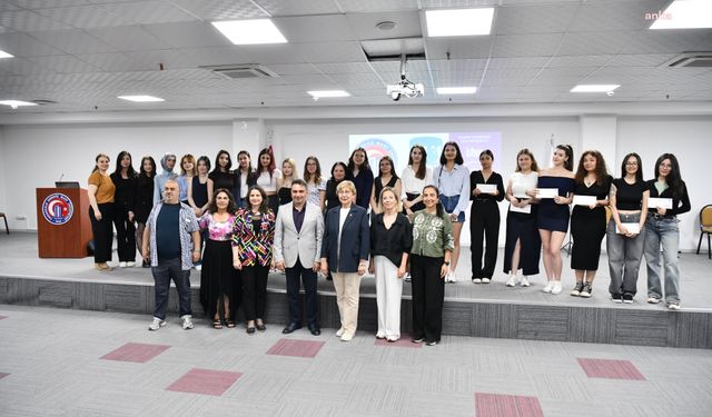 Çanakkale'de düzenlenen "Kadının İnsan Hakları Eğitim Programı" tamamlandı