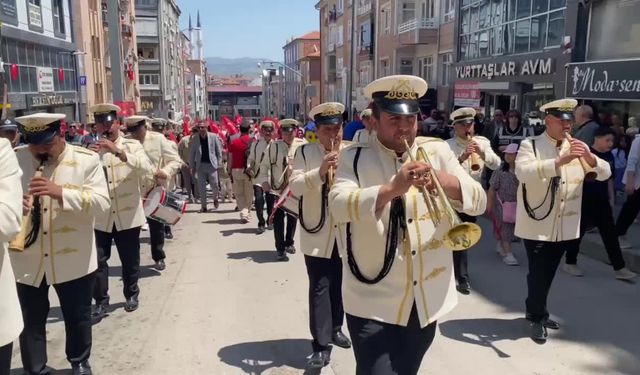 Kırıkkale’de 19 Mayıs, şenlik yürüyüşü ve etkinliklerle kutlandı