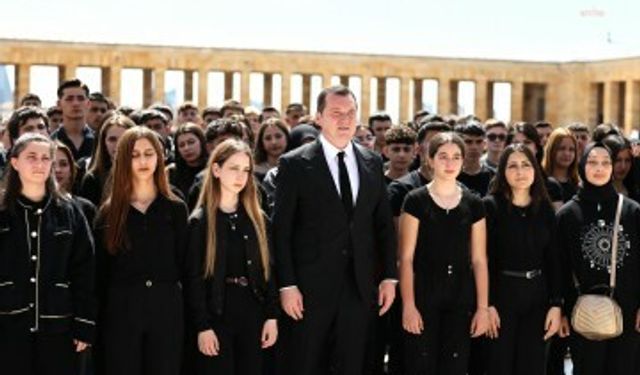 Silivri Belediye Başkanı Balcıoğlu'ndan TÜRAM Lisesi öğrencileriyle Anıtkabir'e ziyaret 
