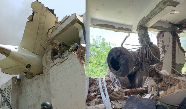 242 kişi bulunan Air India uçağının Hindistan’ın Ahmedabad şehri yakınlarında düşmesi sonucu en az 30 kişi öldü 