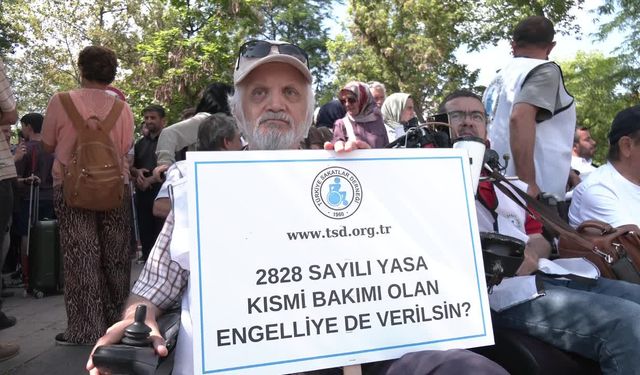 Ankara'da "Büyük Engelli Buluşması"... Turhan İçli: "Aileler gelecekten ümitlerini kestikleri için önce çocuklarının sonra kendilerinin canlarına kıyıyorlar"