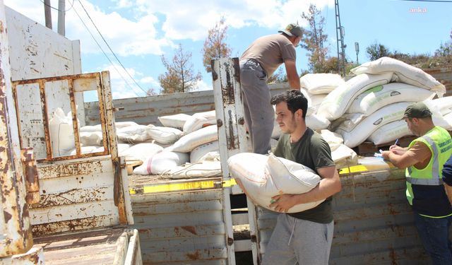 Antalya Büyükşehir Belediyesi'nden çiftçilere gübre desteği 