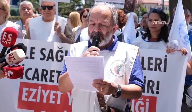 Eskişehir’de sağlık emekçilerinden maaş kesintilerine tepki: Maaş bordrolarını yaktılar
