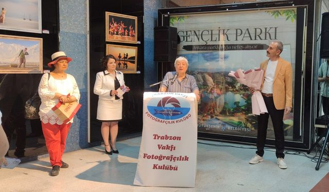 "Gölgede Kalan Işıkta Parlayan" fotoğraf sergisi Ankara Metro Sanat Galerisi'nde açıldı