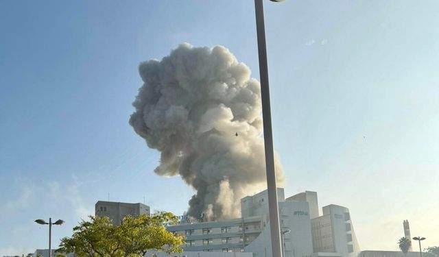 İsrail, Soroka Hastanesi’ne füze saldırısı sonrasında İran’a saldırılarını yoğunlaştıracak 
