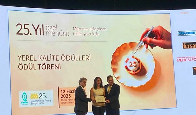 İzmir Büyükşehir Belediyesi Mükemmelliği Arayış Sempozyumu’ndan ödülle ayrıldı