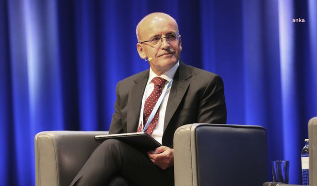 Mehmet Şimşek: "Son 12 ayda 40 puan gerileyen yıllık enflasyon yüzde 35,4 ile 2021 yılı Kasım ayından sonraki en düşük seviyesine indi"