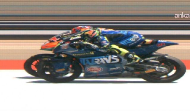 Türkiye’nin MotoGP’deki ilk zaferi: Milli yarışçı Deniz Öncü 0.003 saniyeyle kazandı