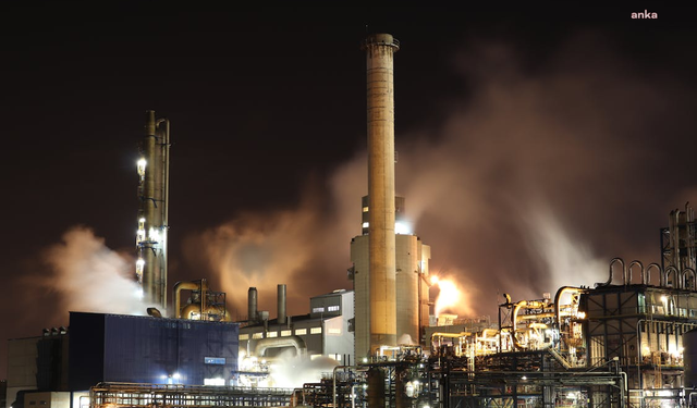 Yapay zekanın enerji açlığı temiz enerjiye geçiş planlarını alt üst ederken nükleer enerjiye talebi artırdı