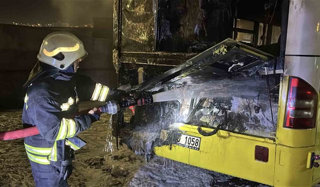 Yozgat’ta özel halk otobüsü yandı