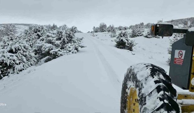 Yozgat'ta kar yağışı sonrası ekipler harekete geçti