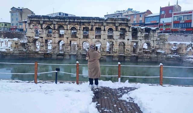 2 bin yıllık Roma hamamında masalsı görüntüler
