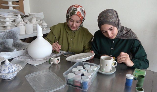 Ağrı'da halk eğitim kurslarında kadınlar sayıca erkekleri geçti