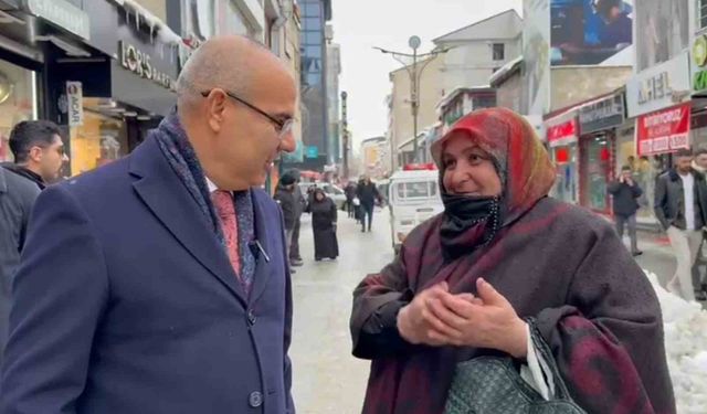 Ağrı'da Vali Koç'un vedasında duygusal anlar