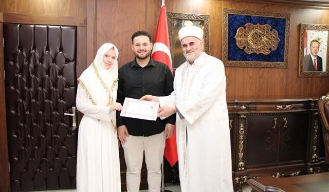 Alman Anna, Amasya'da Müslüman oldu