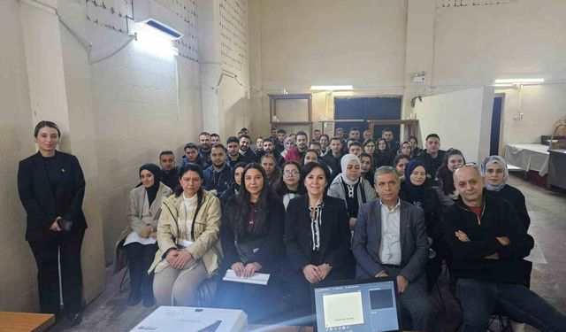 Aydın Atatürk Devlet Hastanesi'nde yeni personele oryantasyon eğitimi