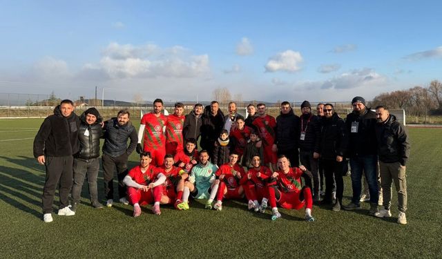 Balıköy Gençyurduspor'dan çifte şampiyonluk sevinci